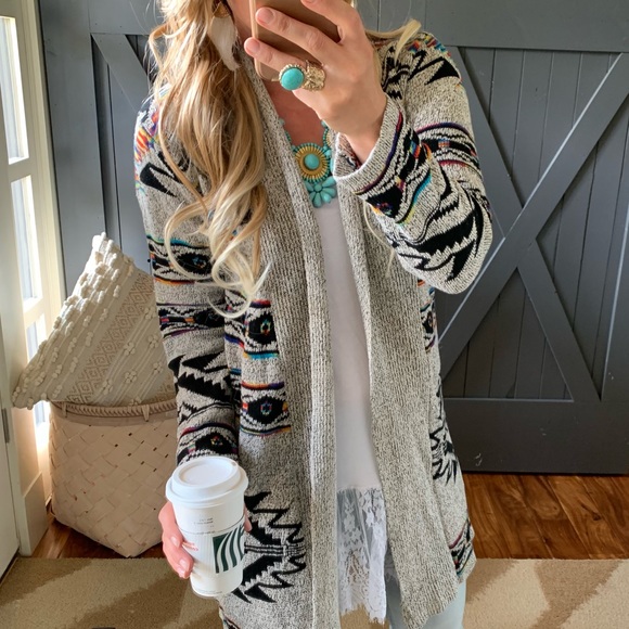New Cozy Tribal Cowichan Grey Cardigan 
